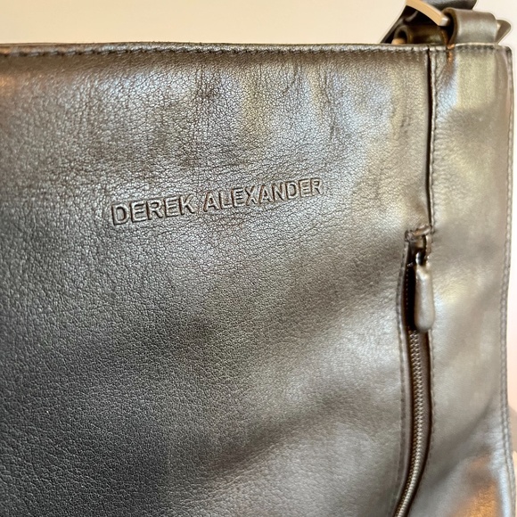 Derek Alexander Beautiful Leather Shoulder Bag In EUC - Picture 2 of 9